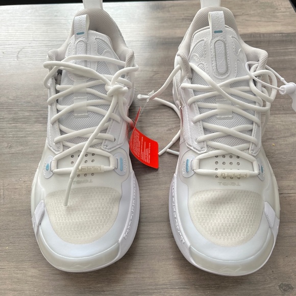 Li-Ning Way of Wade 10 Low 'White Hot' 7.5 Mens - Picture 1 of 5